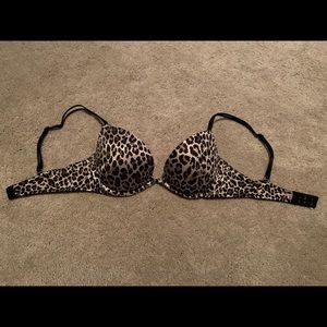 Victoria’s Secret Pink Push-up Bra 34C